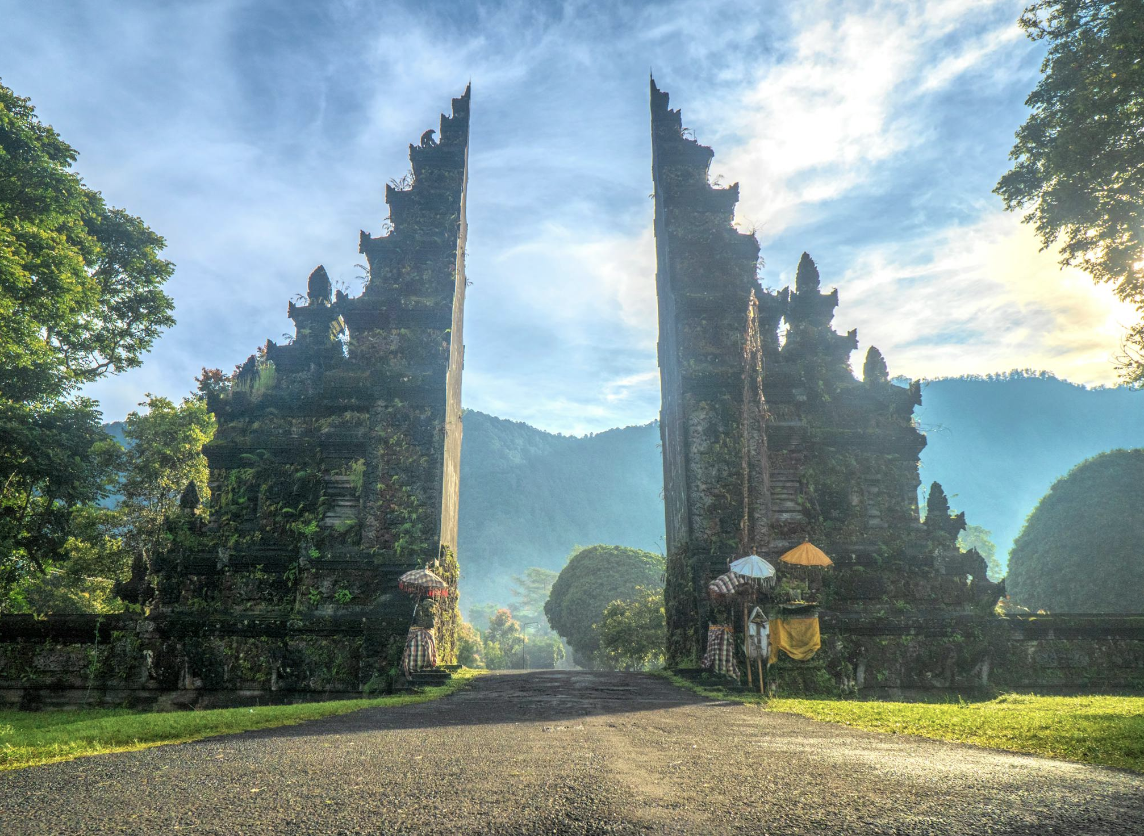 ShermansTravel — travel-deals platform